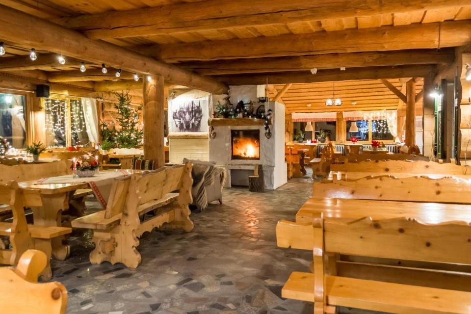 Pensjonat Laworta Ski Ustrzyki Dolne Kültér fotó